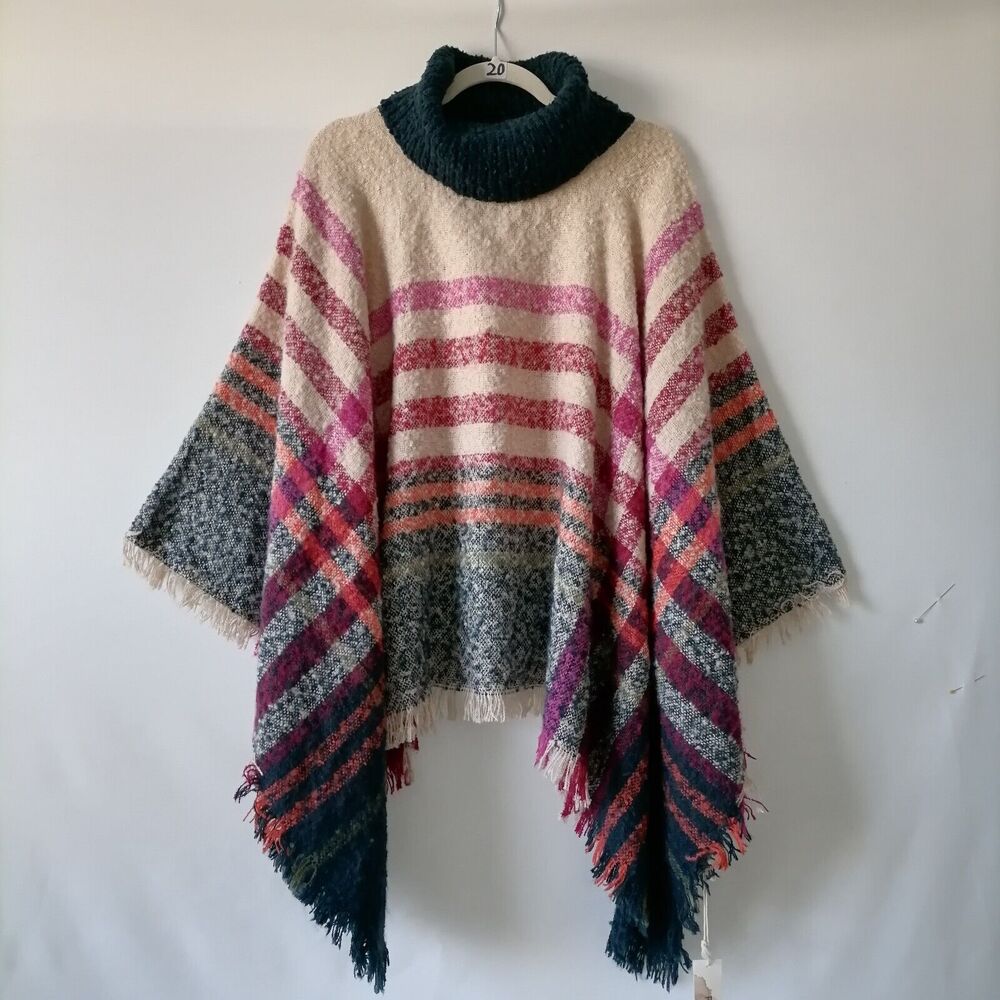 Ruggine Womens Kansas Soft Boucle Knit Yarn Dye Plaid Turtleneck Poncho Sweater